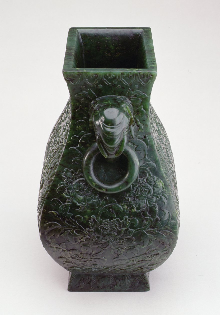 Bronz Fang Hu formájú császári váza, Qianlong időszak (1736-96) (jáde) alkotó: Qing Dynasty Chinese School
