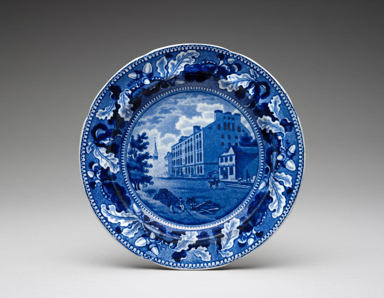 Tányér, c. 1831-1832 (ólommázas cserépedény transzfernyomással) alkotó: Ralph Stevenson