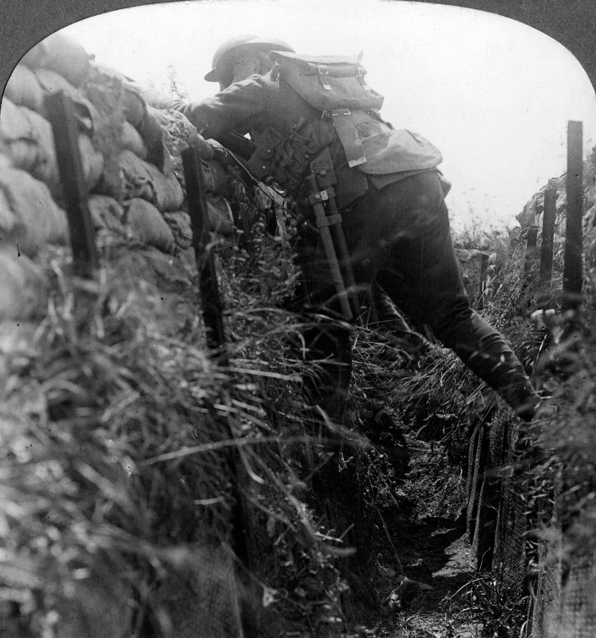 Kanadai gyalogság a lövészárokban, I. világháború, 1914-1918. alkotó: Realistic Travels Publishers