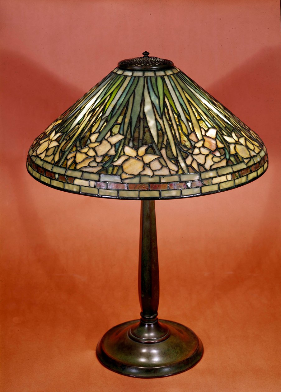 Rene Lalique (1860-1945) által készített asztali lámpa 1900-ban alkotó: Rene Jules Lalique