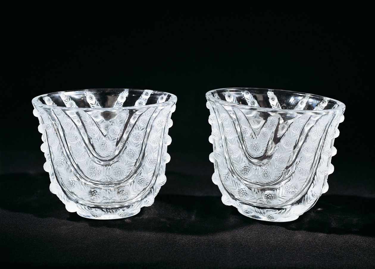 Üvegvázák, kb. 1930, Rene Lalique (1860-1945), gyártó: Rene Lalique et Cie Alsace Glassworks. Franciaország, XX. század. alkotó: Rene Jules Lalique