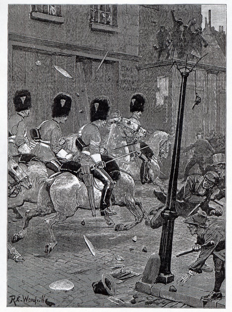 Az Irish Land League agitációja: a skót szürkék a limericki tömeg ellen, illusztráció a „The Illustrated London News”-ból, 1881. október 29. alkotó: Richard Caton Woodville