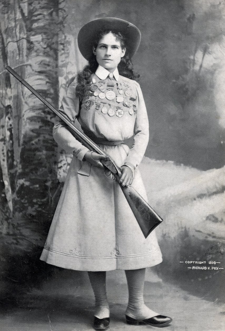 Annie Oakley, kocsma. 1899 körül alkotó: Richard Kyle Fox
