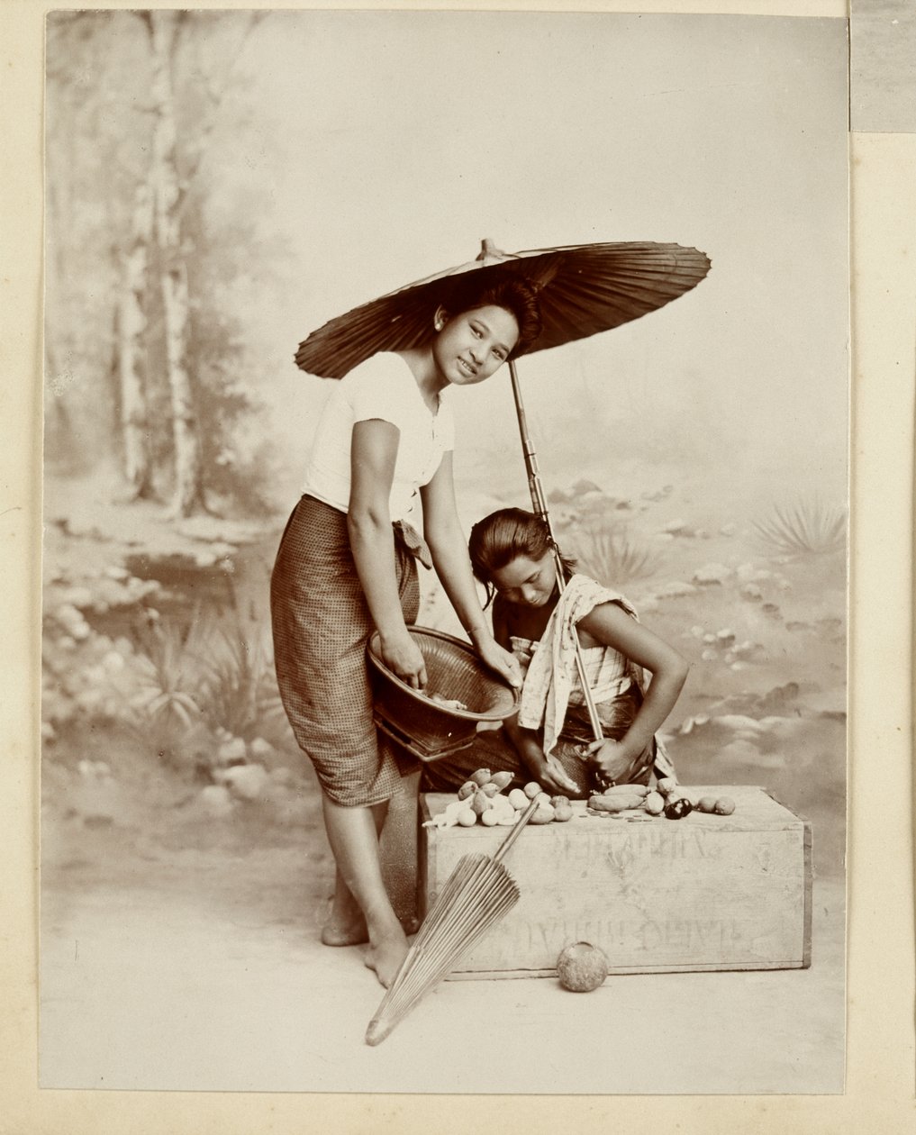 Napernyőt tartó lány, 1890 alkotó: Robert Lenz