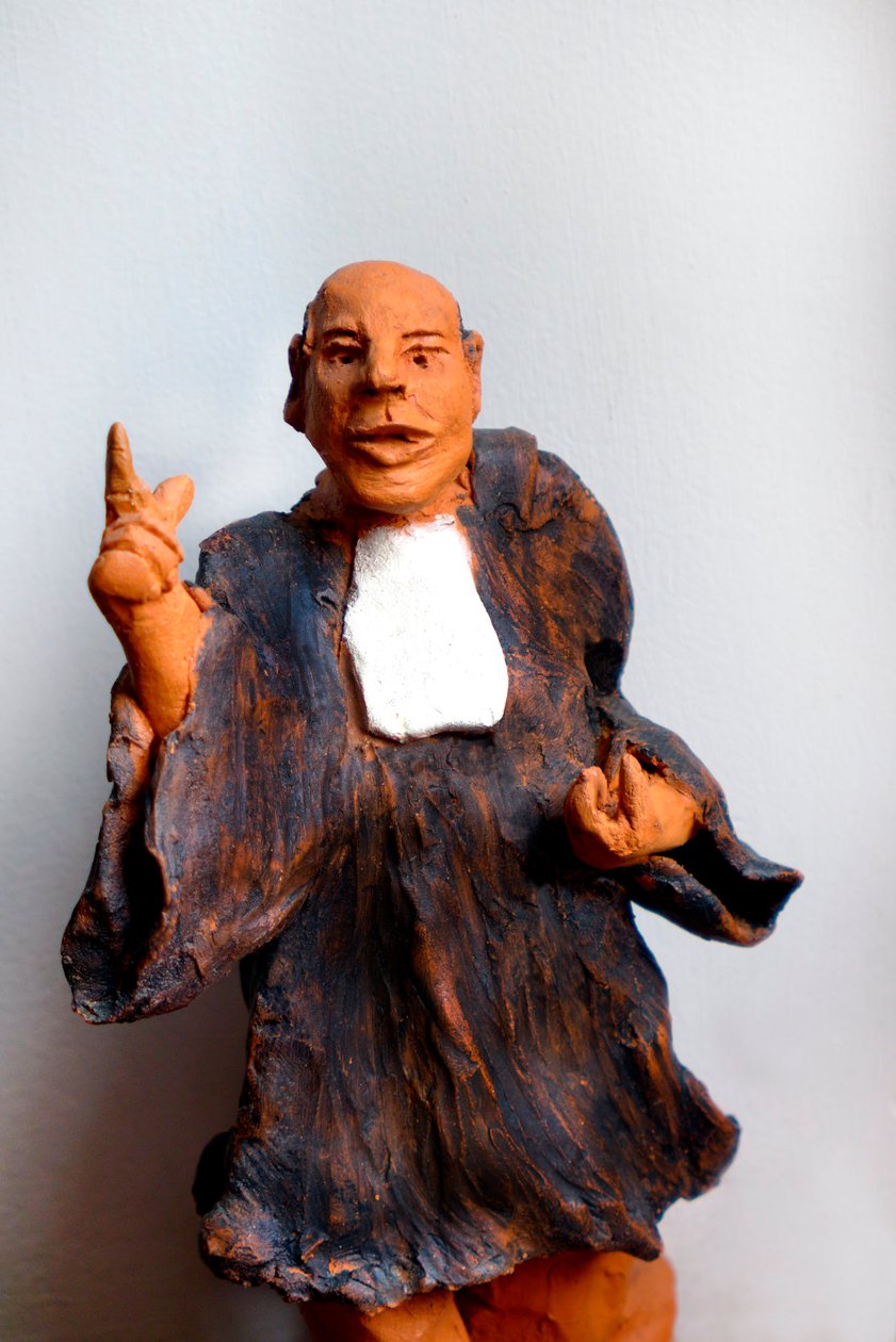Ügyvéd ruhás, könyörgés, XX. század (szobor) alkotó: Robert Bousquet