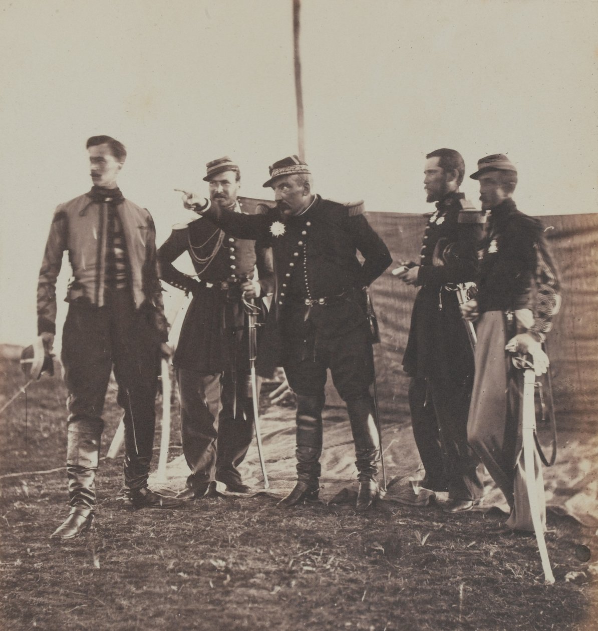 Bosquet tábornok (1810-61) és vezérkara, 1855 alkotó: Roger Fenton