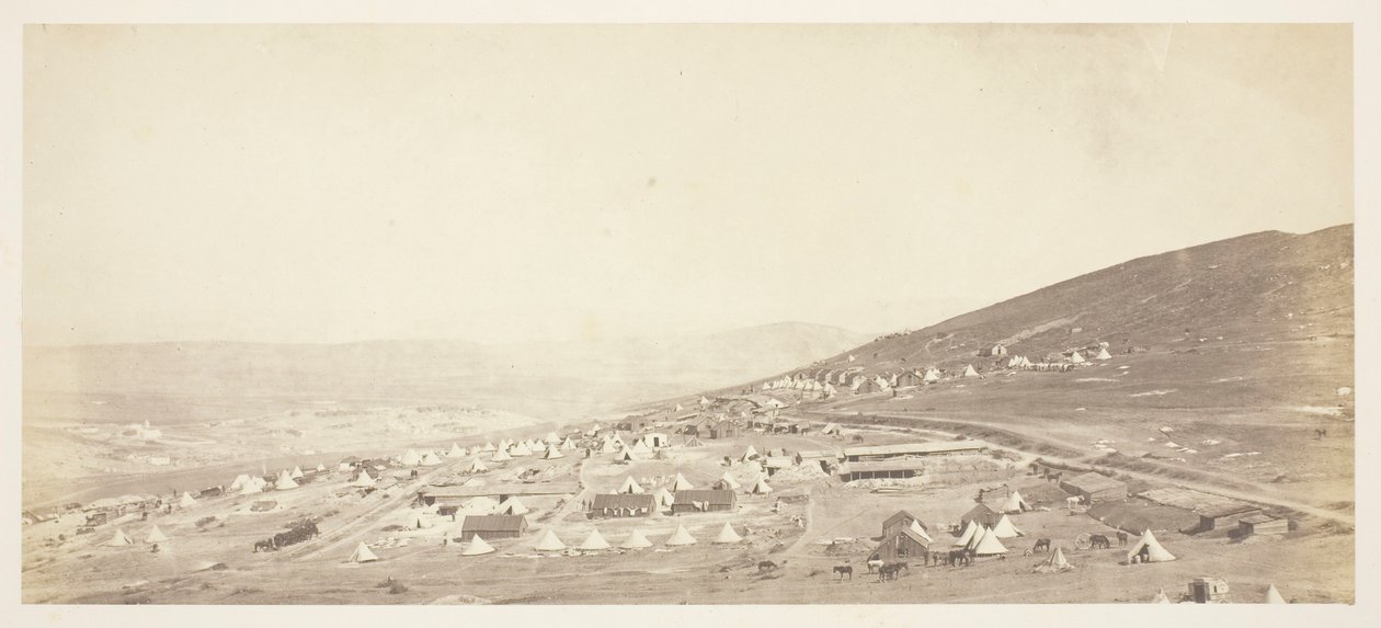 A 4. könnyű dragonyosok tábora, tiszti szállás alkotó: Roger Fenton