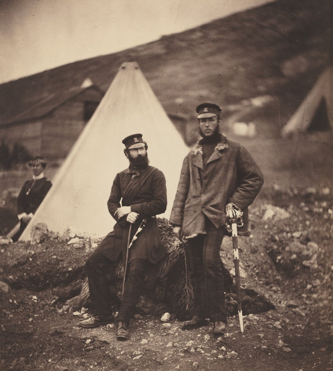 Graham kapitány és MacLeod kapitány, 42. ezred alkotó: Roger Fenton