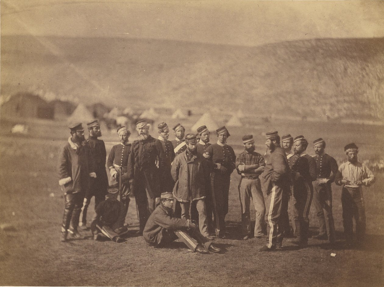 Doherty ezredes, tisztek és katonák. 13. könnyű dragonyosok. alkotó: Roger Fenton