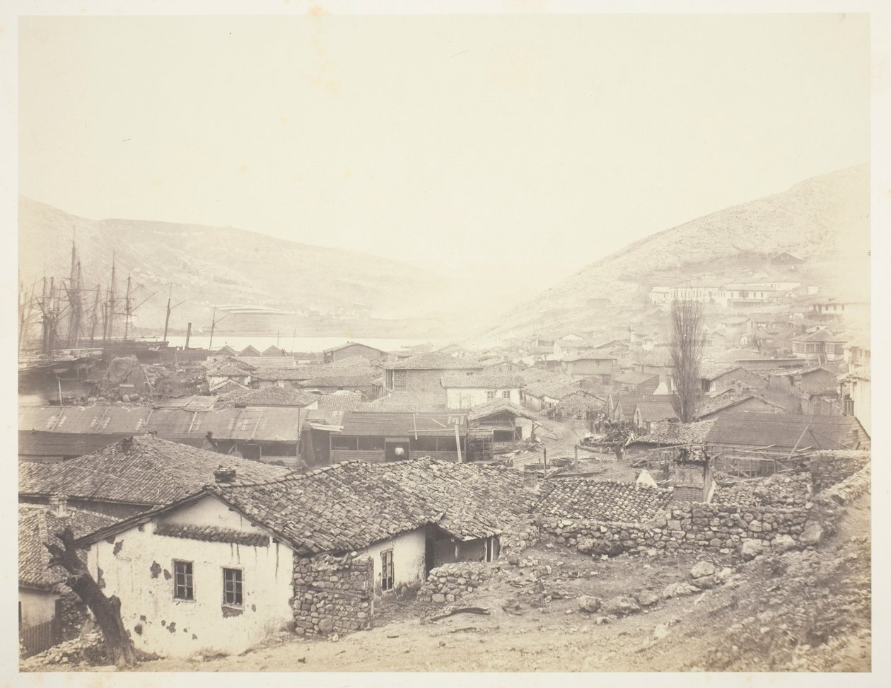 Balaklava általános látképe alkotó: Roger Fenton