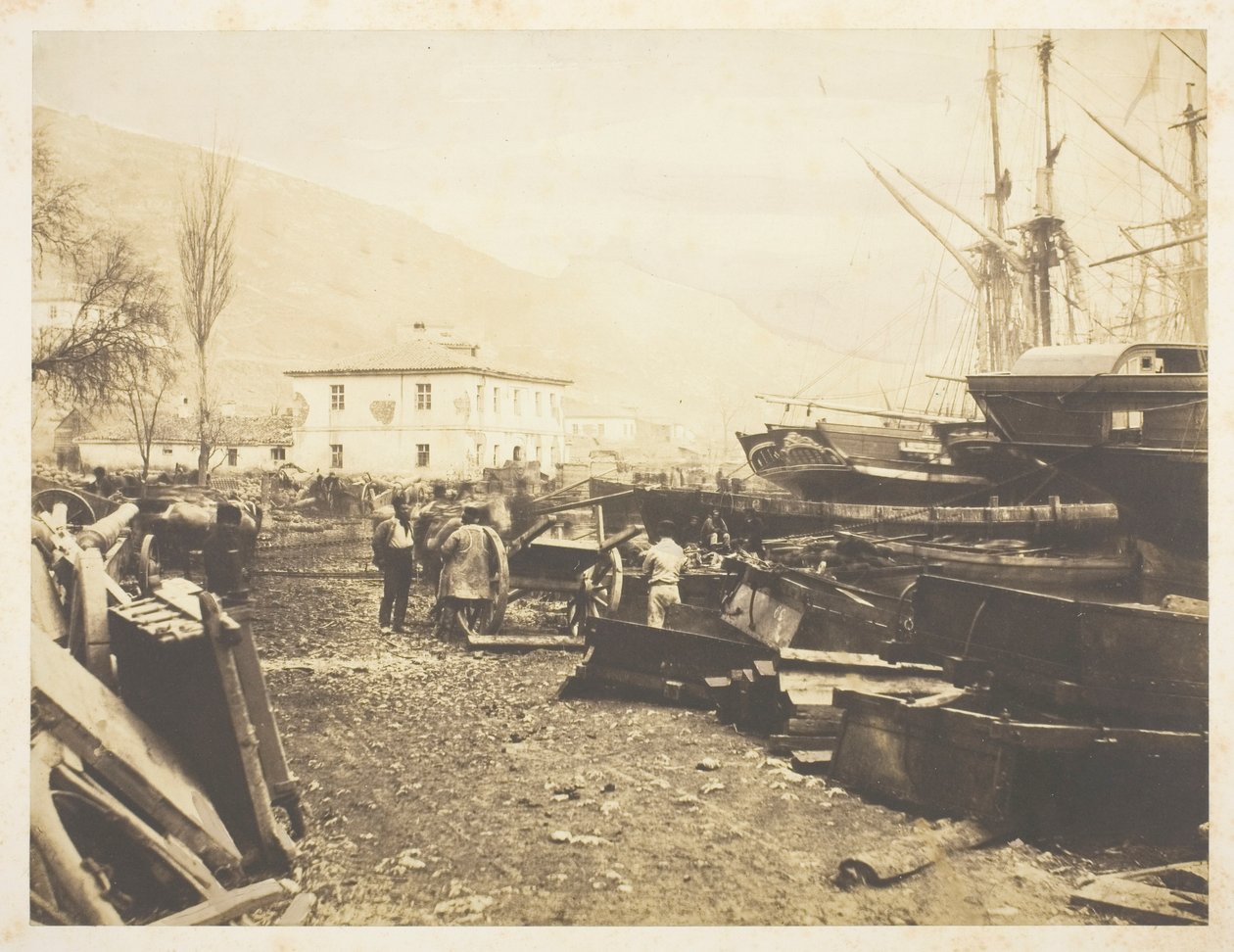 Landing Place, Ordnance Wharf, Balaklava alkotó: Roger Fenton