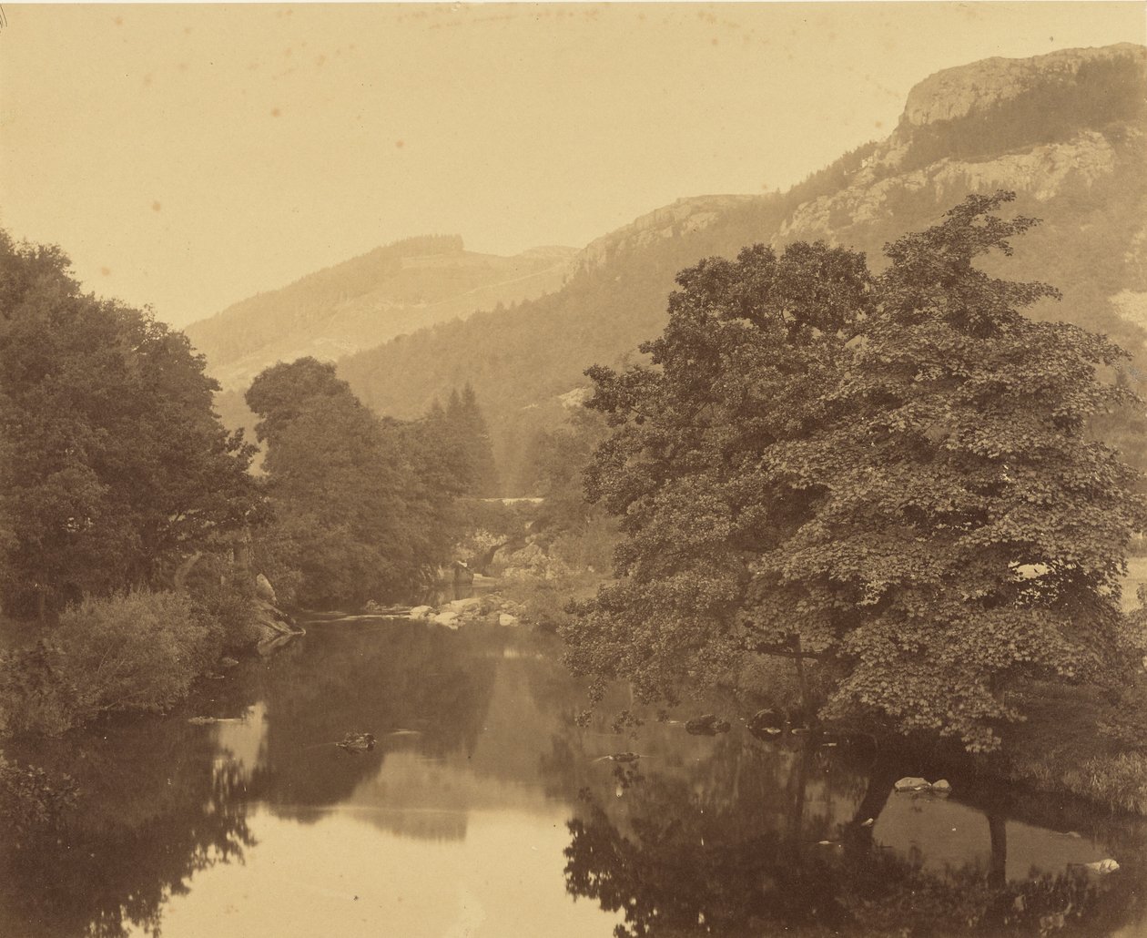 [Tájkép folyóval] alkotó: Roger Fenton