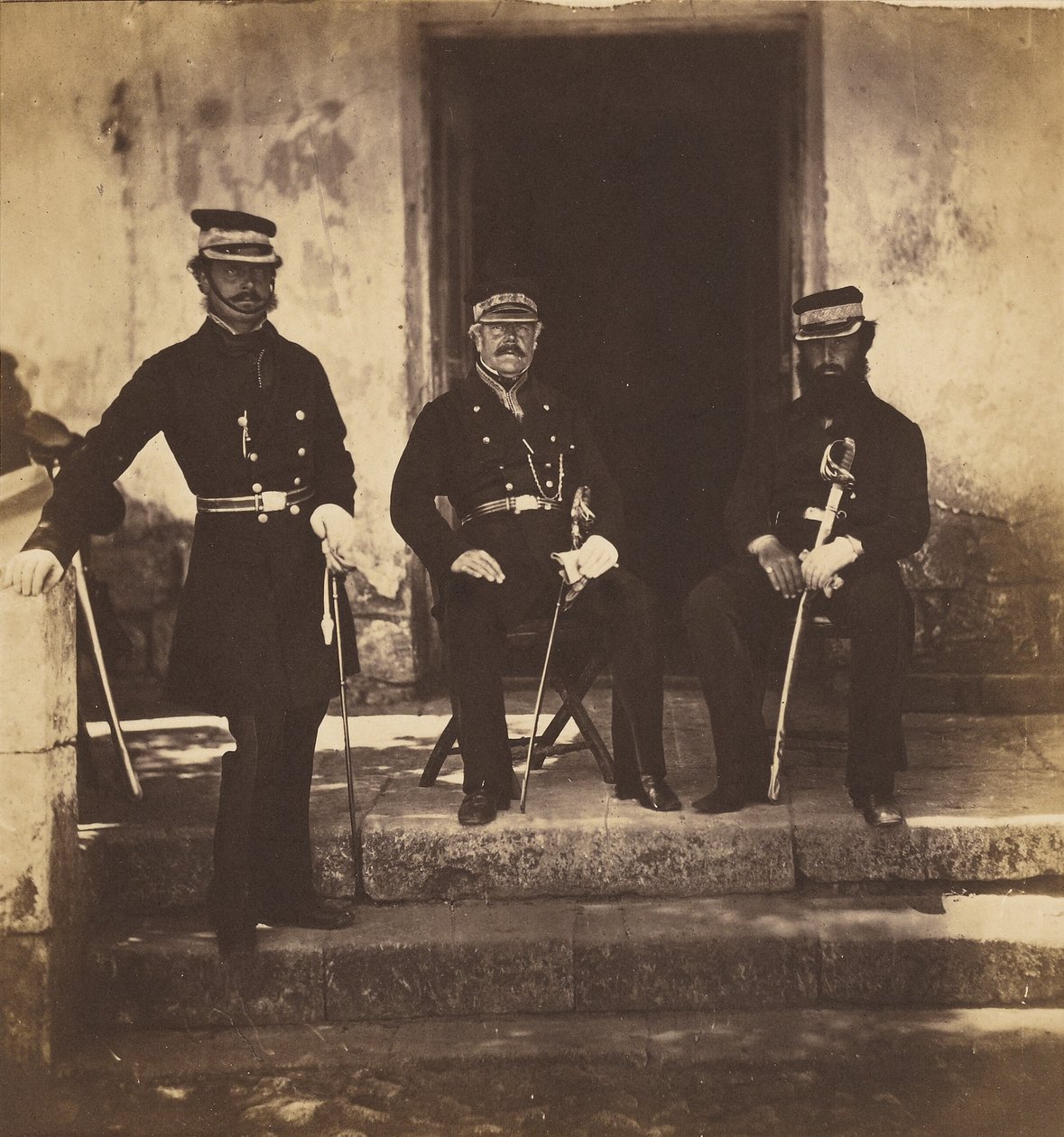 Lockyer vezérőrnagy és törzsének két tagja alkotó: Roger Fenton