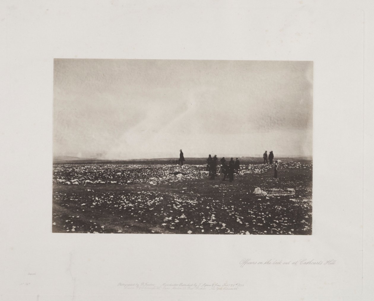 Tisztek a kilátón a Cathcarts-hegyen, 1855. alkotó: Roger Fenton