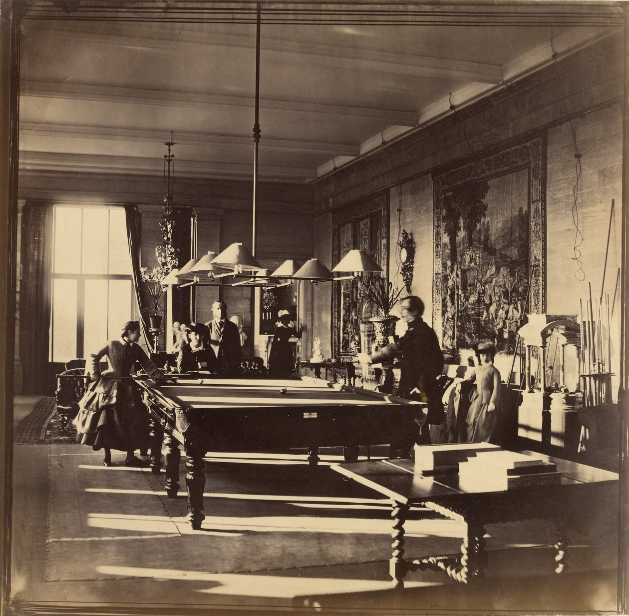 [A biliárdszoba, Mentmore House] alkotó: Roger Fenton