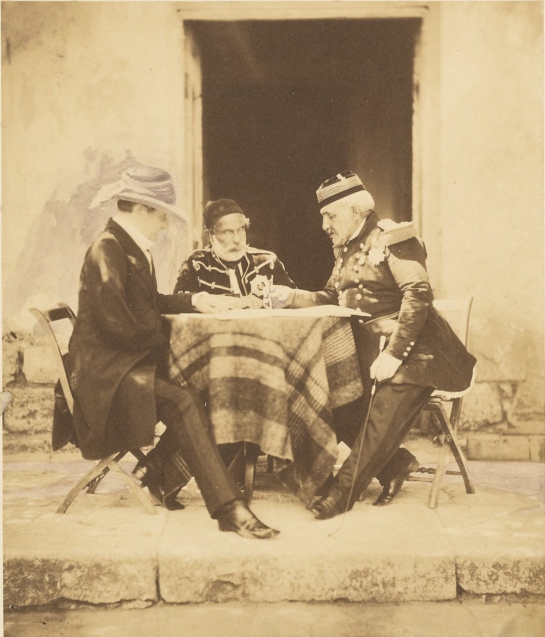 A Mamelon elfoglalásának reggelén tartott haditanács alkotó: Roger Fenton