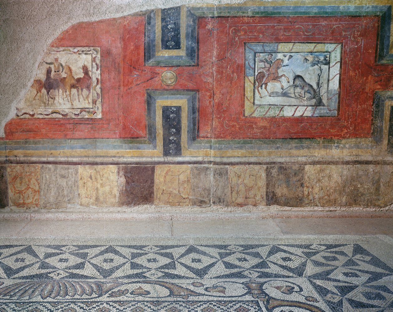 Egy római ház belsejének felfrissülése, mozaikpadlóval és cirkuszt és vadászjeleneteket ábrázoló falfestményekkel (freskó és mozaik) alkotó: Roman