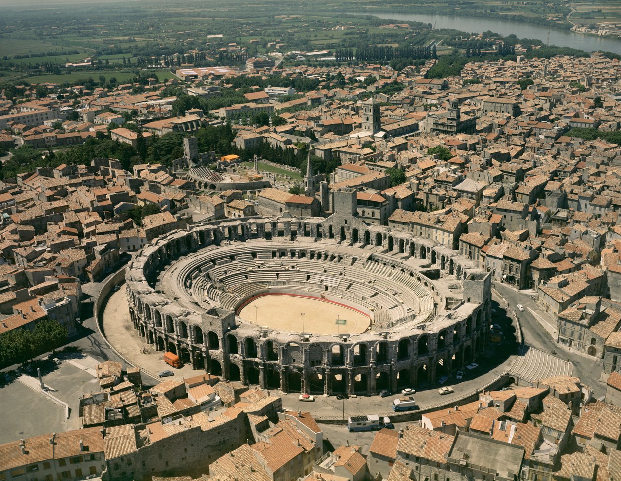 Az amfiteátrum légi felvétele alkotó: Roman