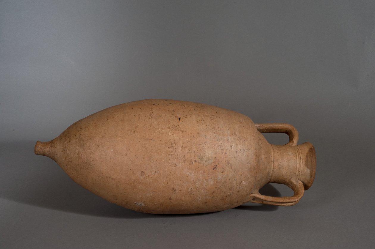 Amfora (terrakotta) alkotó: Roman