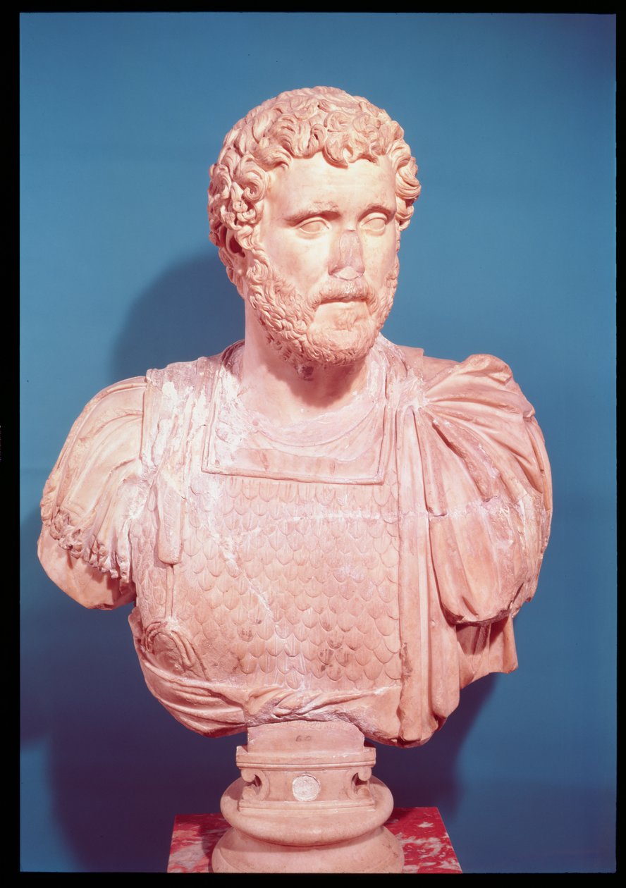 Antoninus Pius császár mellszobra (i.sz. 86-161) (márvány) alkotó: Roman