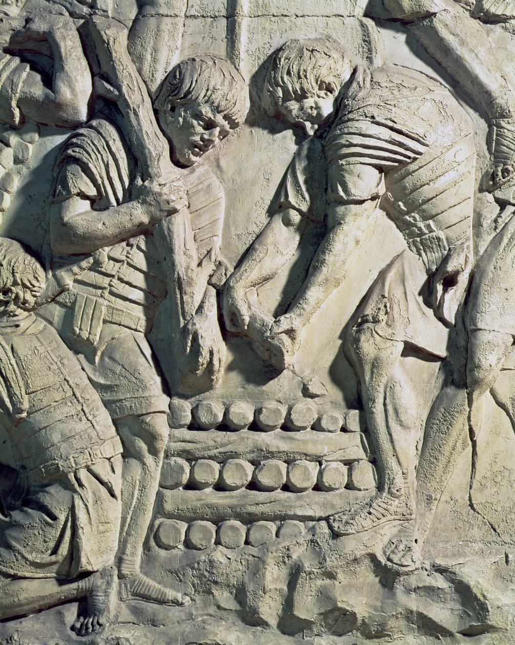 Erődítmények építése a szarmaták elleni hadjárat során, részlet Traianus oszlopának öntvényéből (gipsz) alkotó: Roman