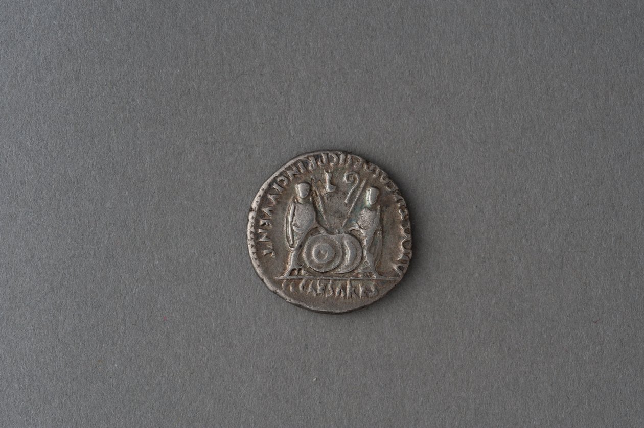 Augustus dénár (ezüst) alkotó: Roman