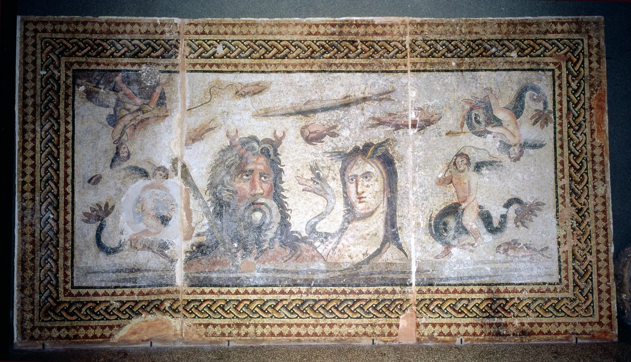 Oceanust és Tethyst tengeri lények között ábrázoló padló, Belkis (ma Zeugma) Törökországból (mozaik) alkotó: Roman