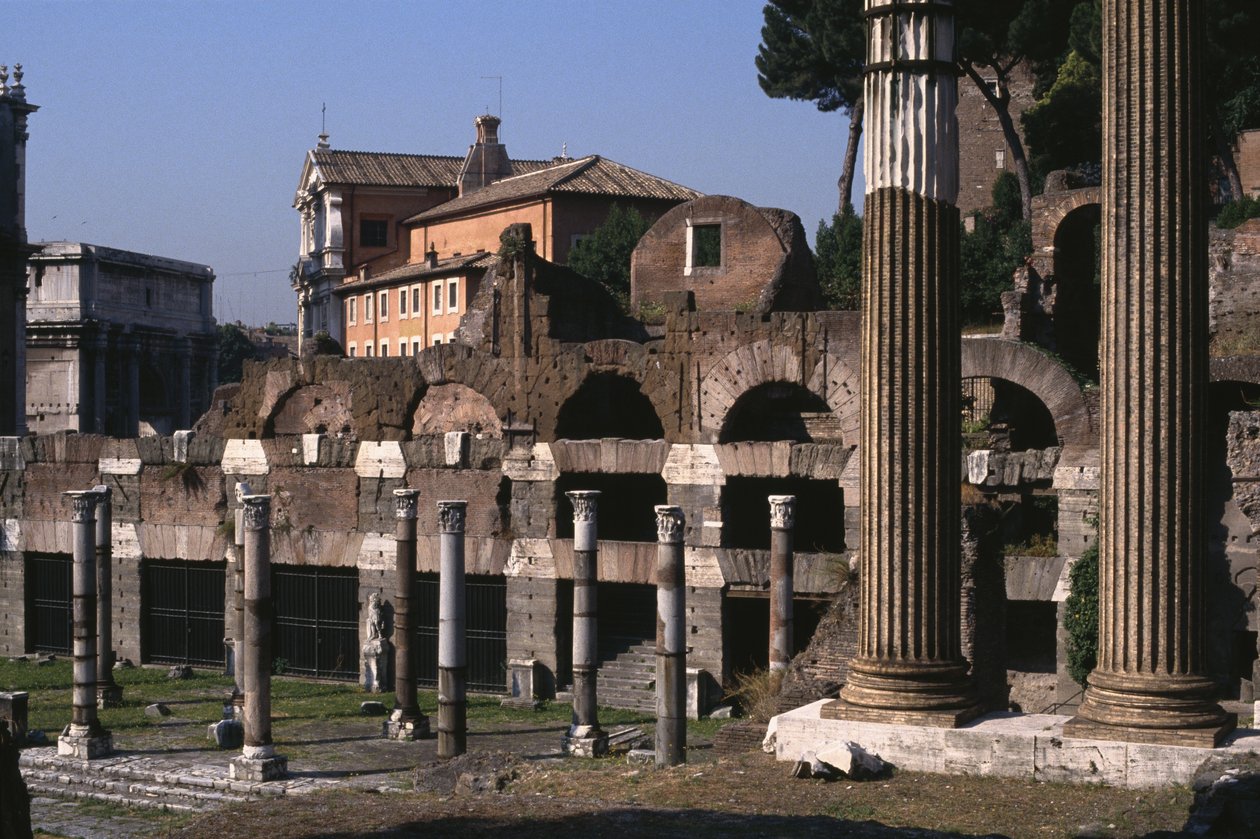 Fórum alkotó: Roman