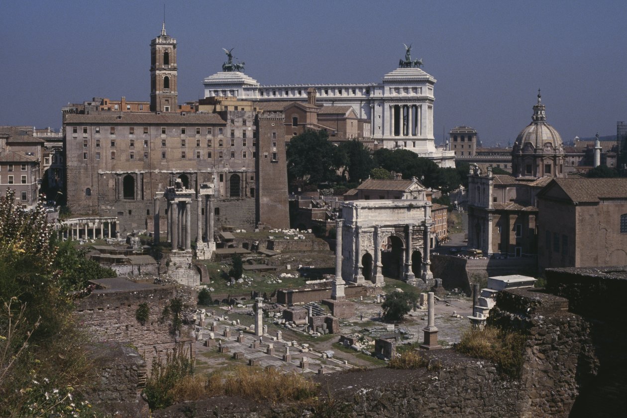 A fórum általános képe alkotó: Roman