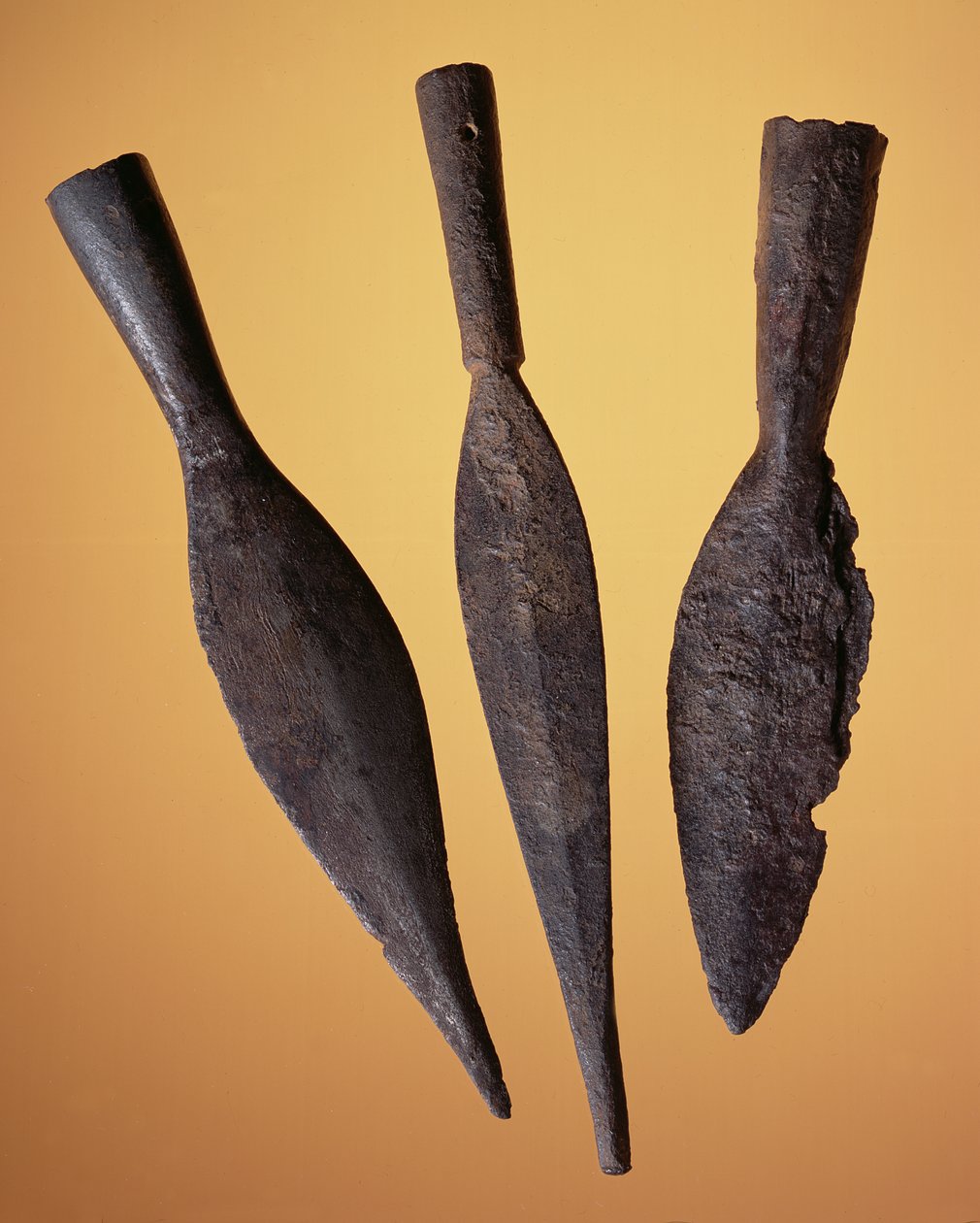 Gerelyfejek, a római Newstead-i lelőhelyről, Melrose-ból, Kr.u. 80-100 (vas) alkotó: Roman