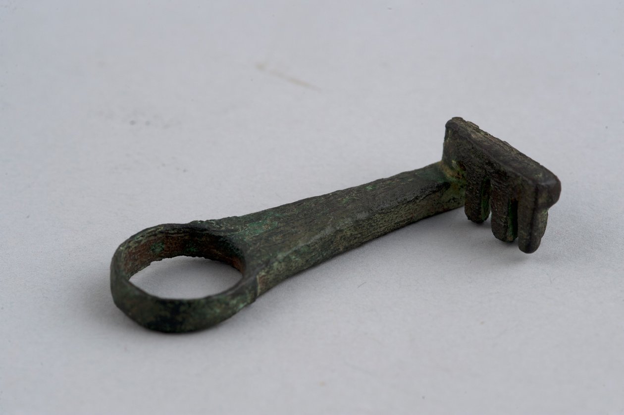 Kulcs (bronz) alkotó: Roman