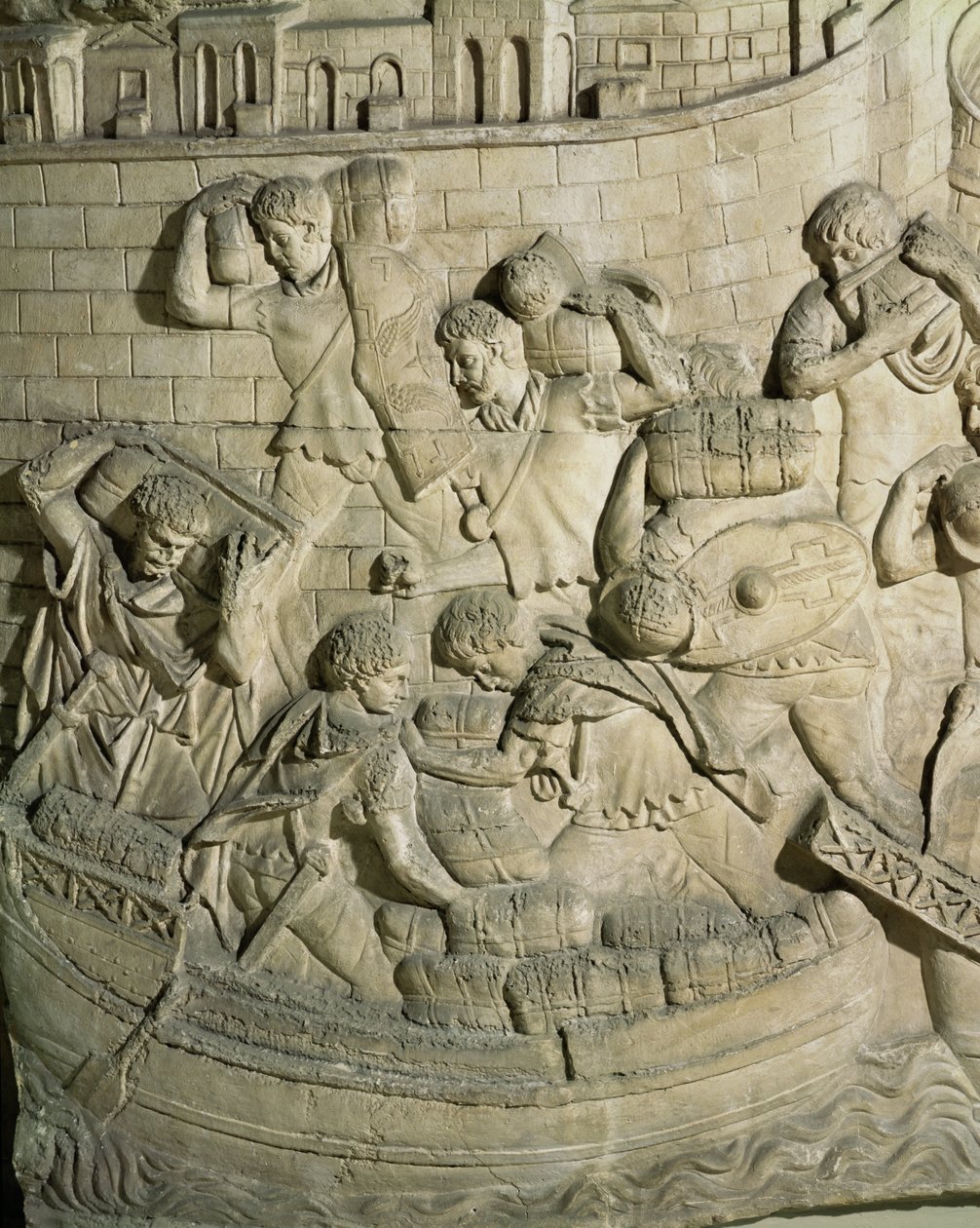Hajó berakodása, részlet Traianus oszlop öntvényéből (gipsz) alkotó: Roman