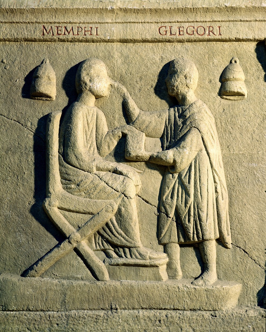 Egy beteget vizsgáló szemorvost ábrázoló dombormű alkotó: Roman