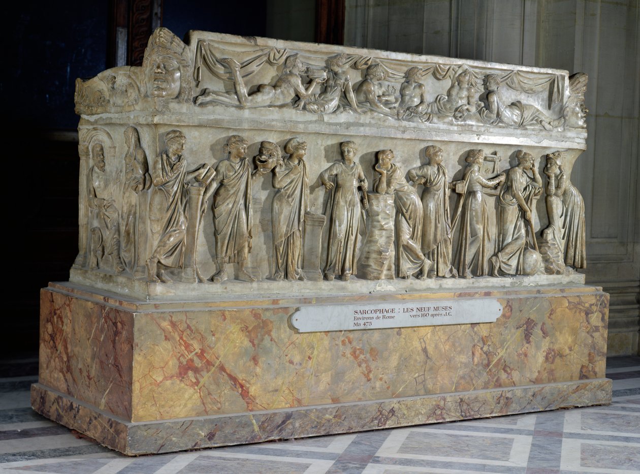Szarkofág a kilenc múzsa frízével, i.sz. 160 körül (márvány) (lásd még: 33159) alkotó: Roman