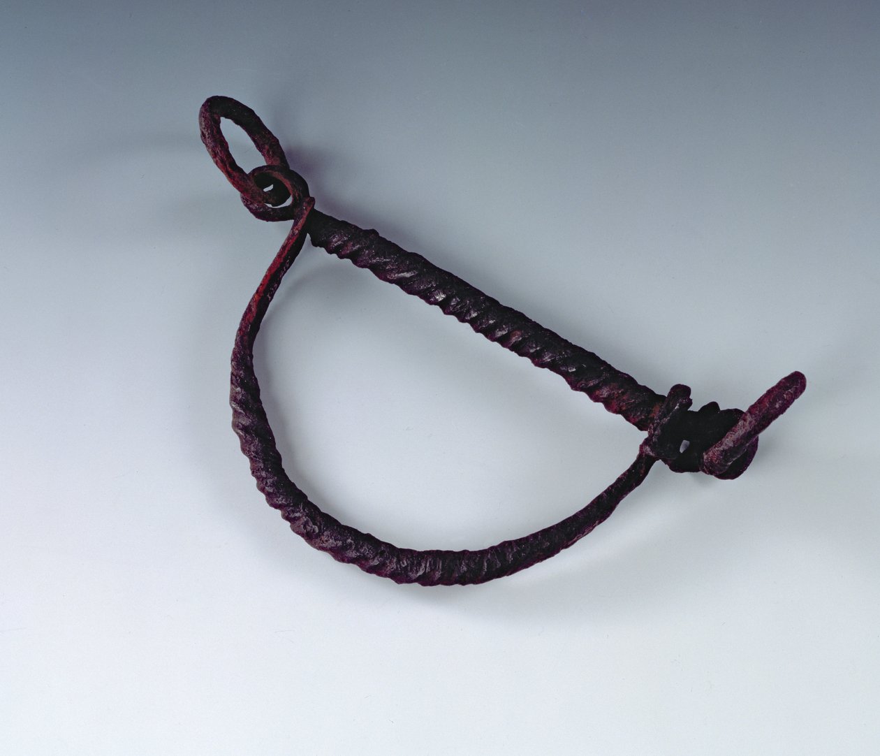 Snaffle bit, a római Newstead-i lelőhelyről, Melrose-ból, Kr.u. 80-100 (vas) alkotó: Roman
