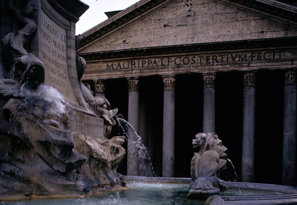 A Pantheon és a szökőkút alkotó: Roman