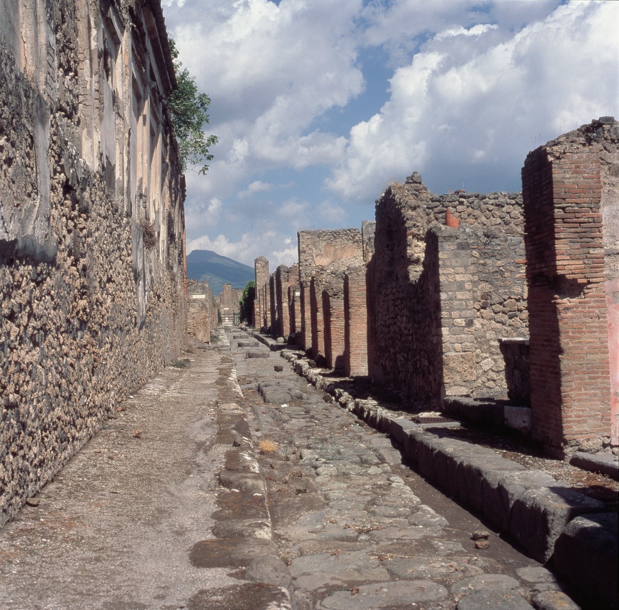 Via di Stabia alkotó: Roman