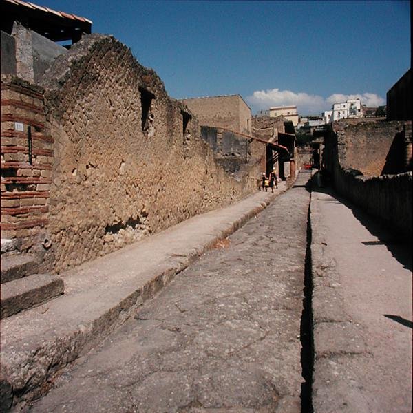 Decumanus Inferior alkotó: Roman Roman