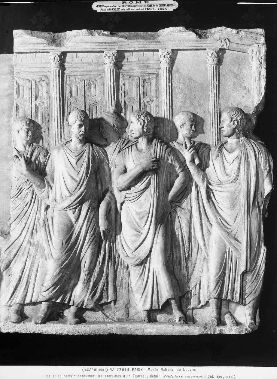 Szenátorok egy csoportja a Jupiter templomon kívül (márvány) (lásd: 261376 és 261377) alkotó: Roman