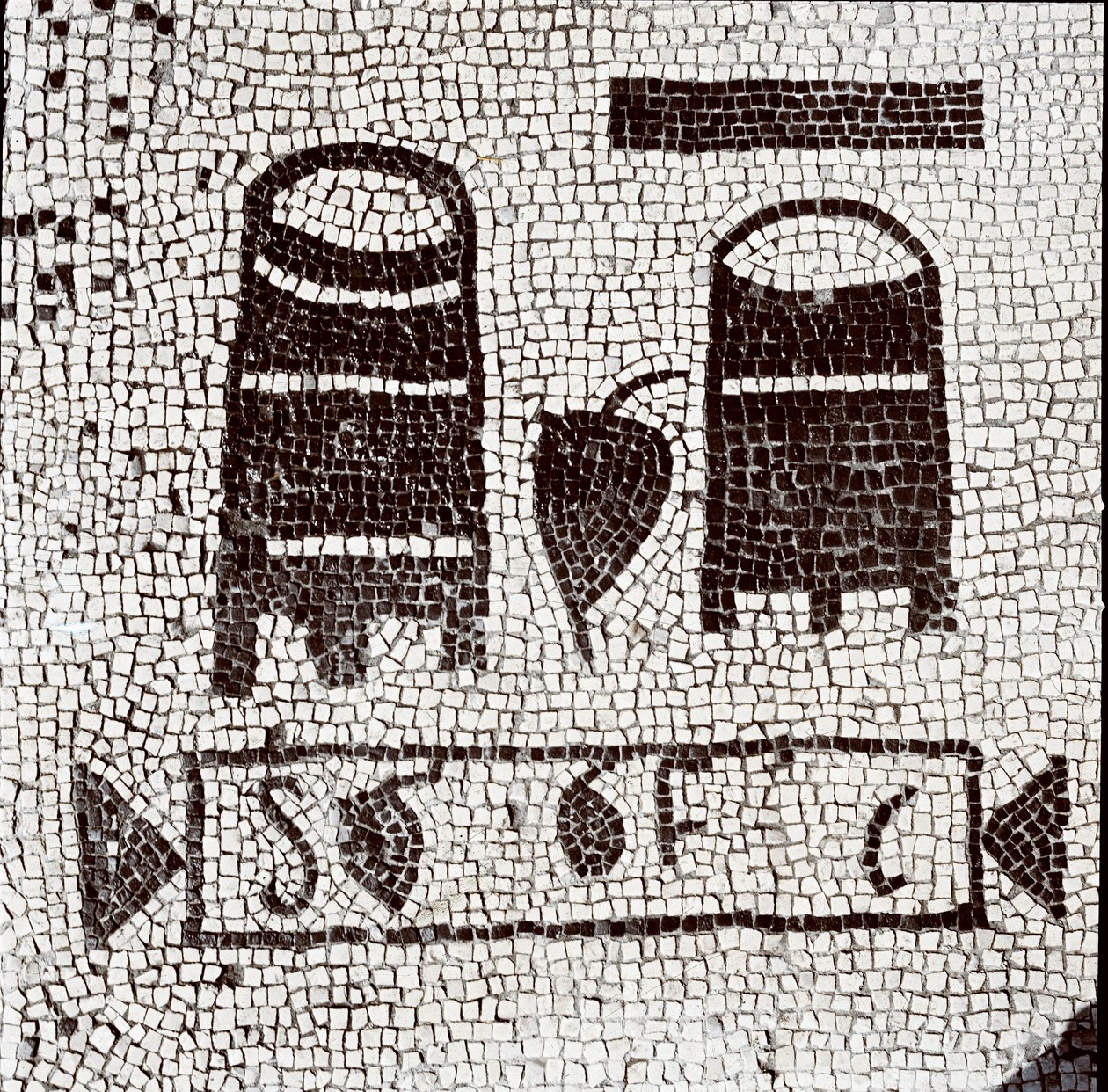 Perselyek (mozaik alkotó: Roman