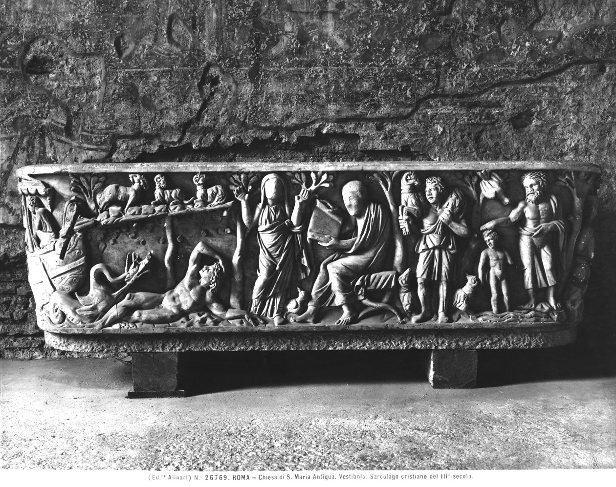keresztény szarkofág (márvány) alkotó: Roman