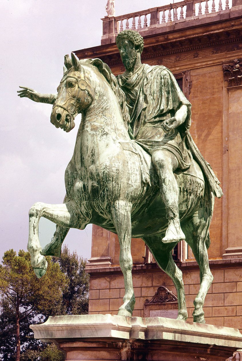 Marco Aurelio (121-180) lovas szobra a Piazza Campidoglio-n, Rómában. alkotó: Roman