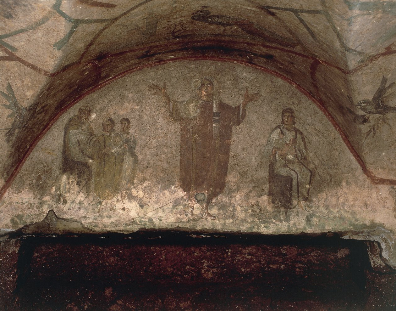 Fiatal nő alakja, fátyolos fejjel, kinyújtott karral imádkozik, Via Salaria (freskó) alkotó: Roman
