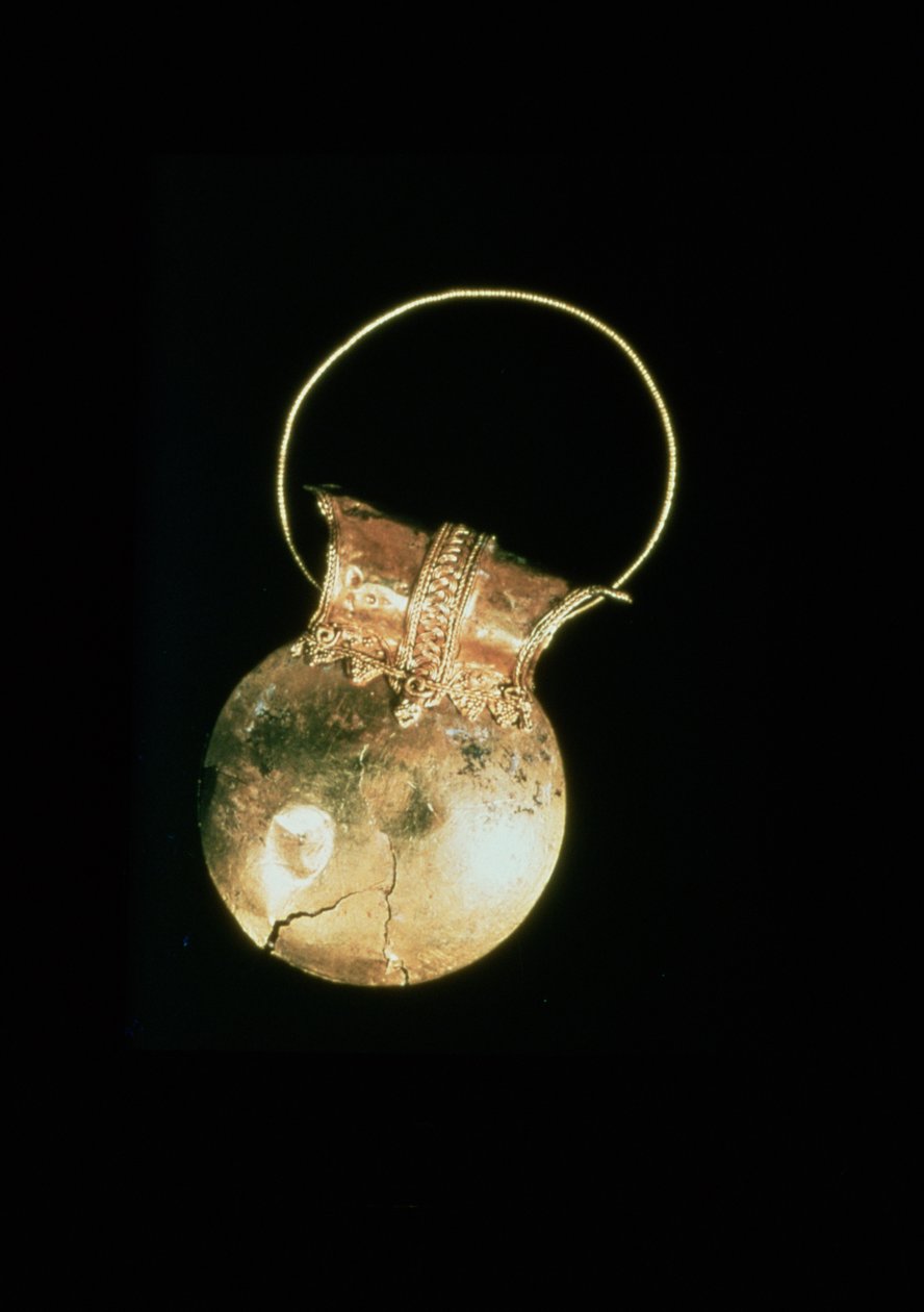 Arany bulla a Menander-házból, Pompei, i.sz. 79 (arany) alkotó: Roman
