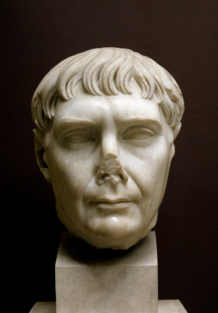 Traianus császár feje, 2. század (márványszobor) alkotó: Roman