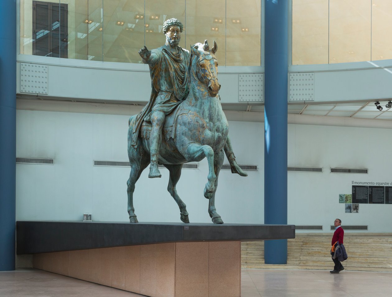 Marcus Aurelius szobor (bronz) alkotó: Roman