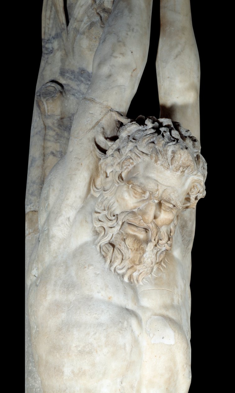 Marsyas fenyőtörzsön lógó kínja. Részlet. Márványszobor a Kr.e. 3. század végéről-eleje. V 2,5 m Párizs, Musee du Louvre alkotó: Roman