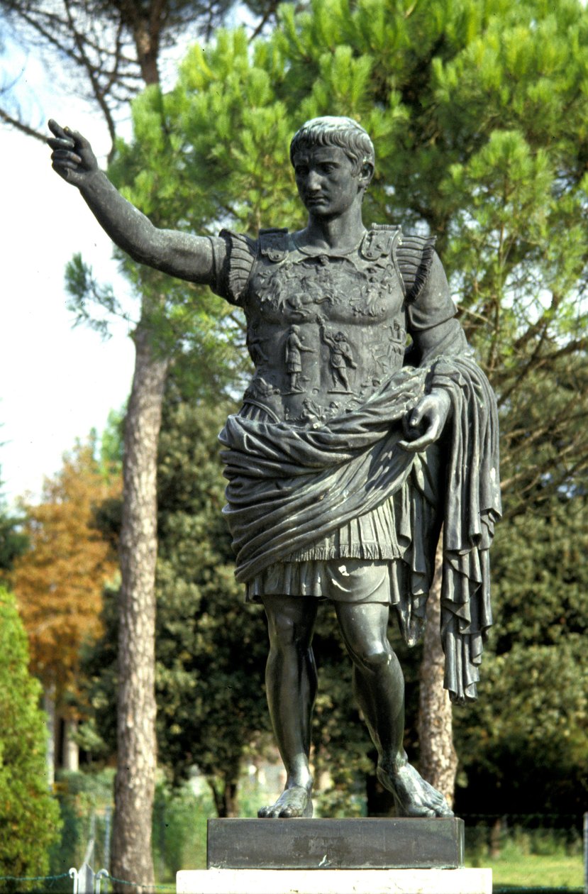 Augustus római császár szobra (Octavianus vagy Octavianus) (Kr. e. 63-14) alkotó: Roman