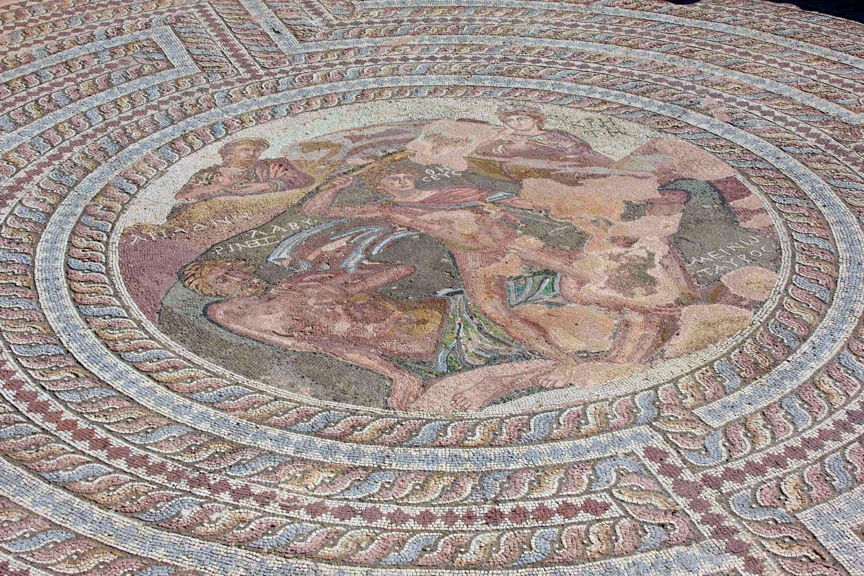 Thészeusz és a Minotaurusz, Thészeusz háza, Paphos, Ciprus (mozaik) alkotó: Roman
