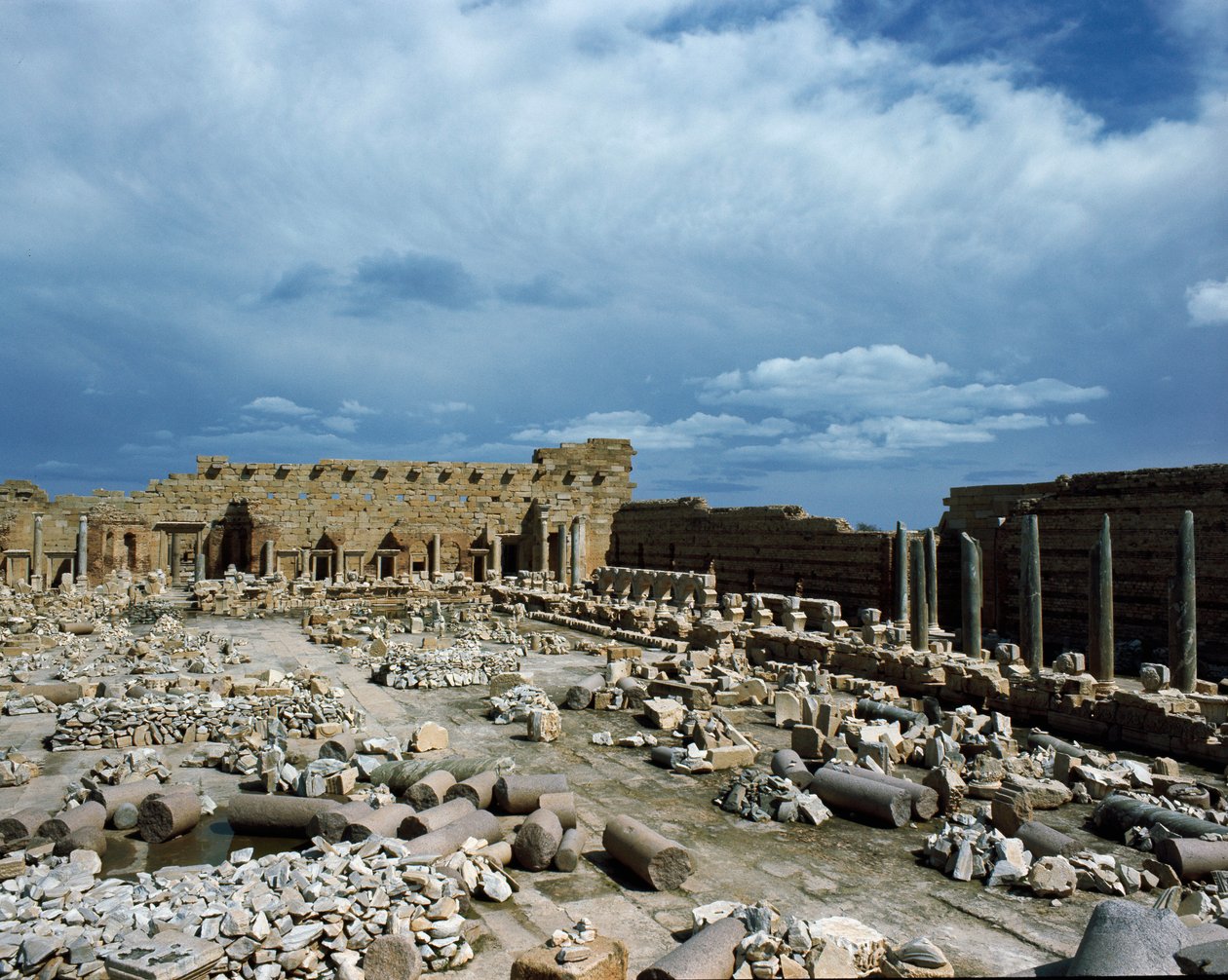 Kilátás Septimus Perselus fórumára alkotó: Roman